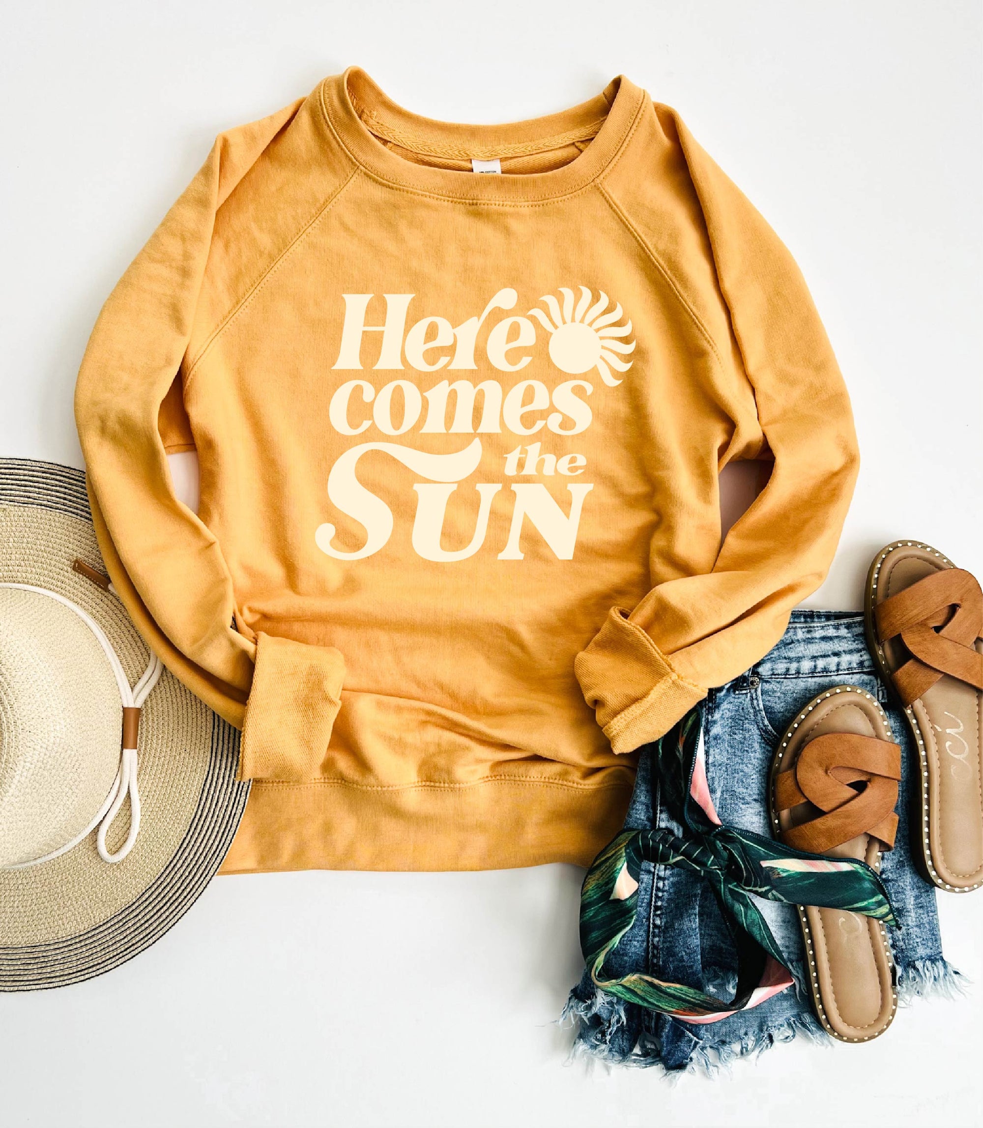 Here comes the sun french terry raglan Vacay mode Independent Trading French Terry raglan 