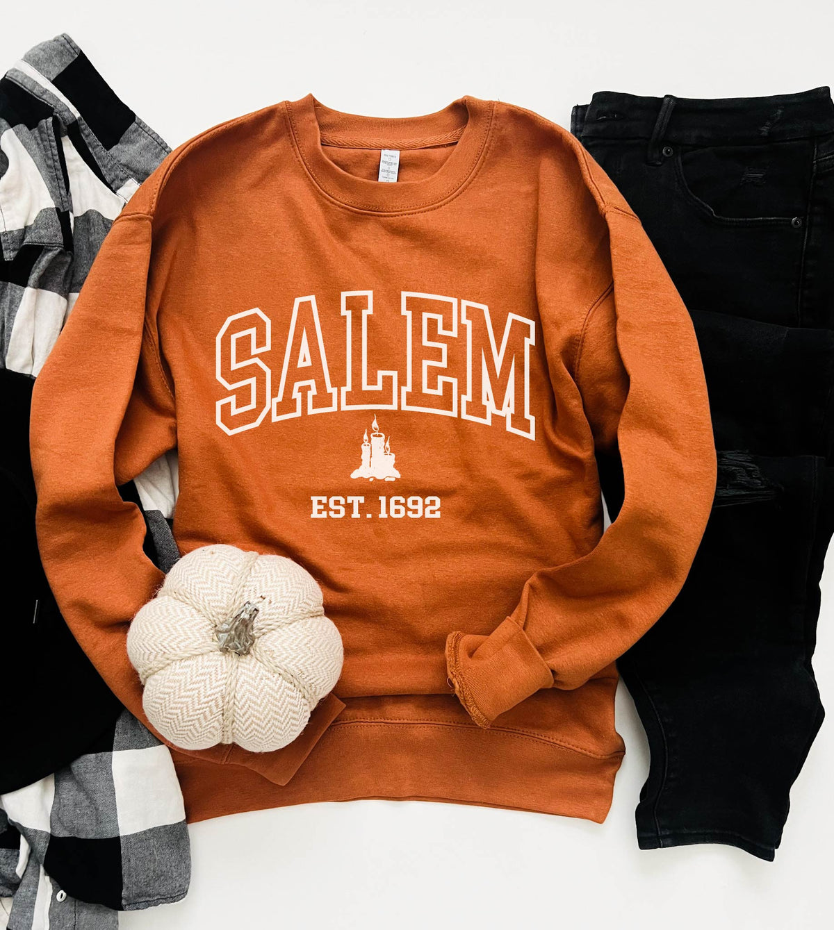 Salem est 1692 fleece sweatshirt Halloween sweatshirt Cotton heritage adobe, lane seven black 