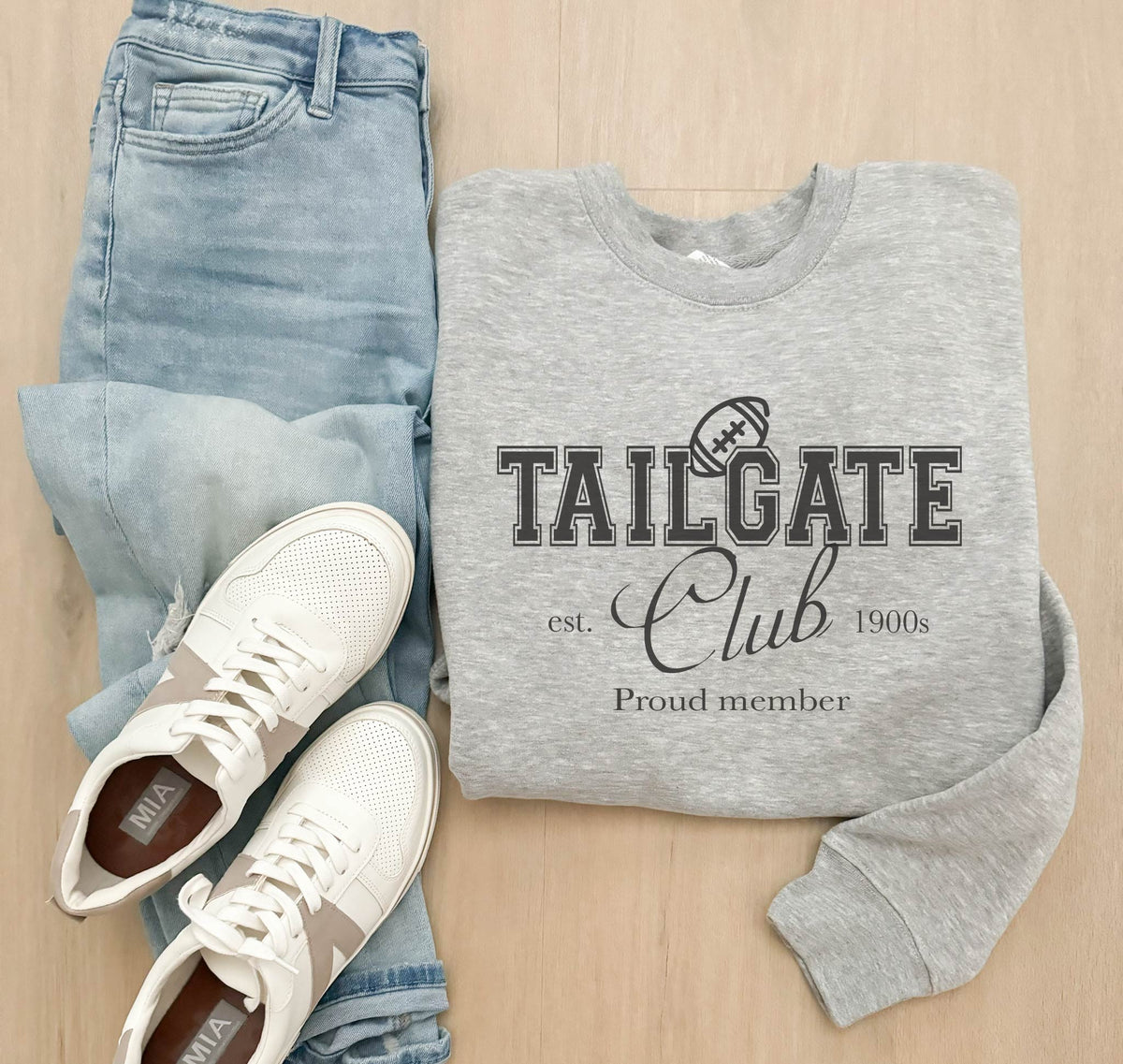 Tailgate club fleece sweatshirt Football collection Lane seven premium fleece crew 