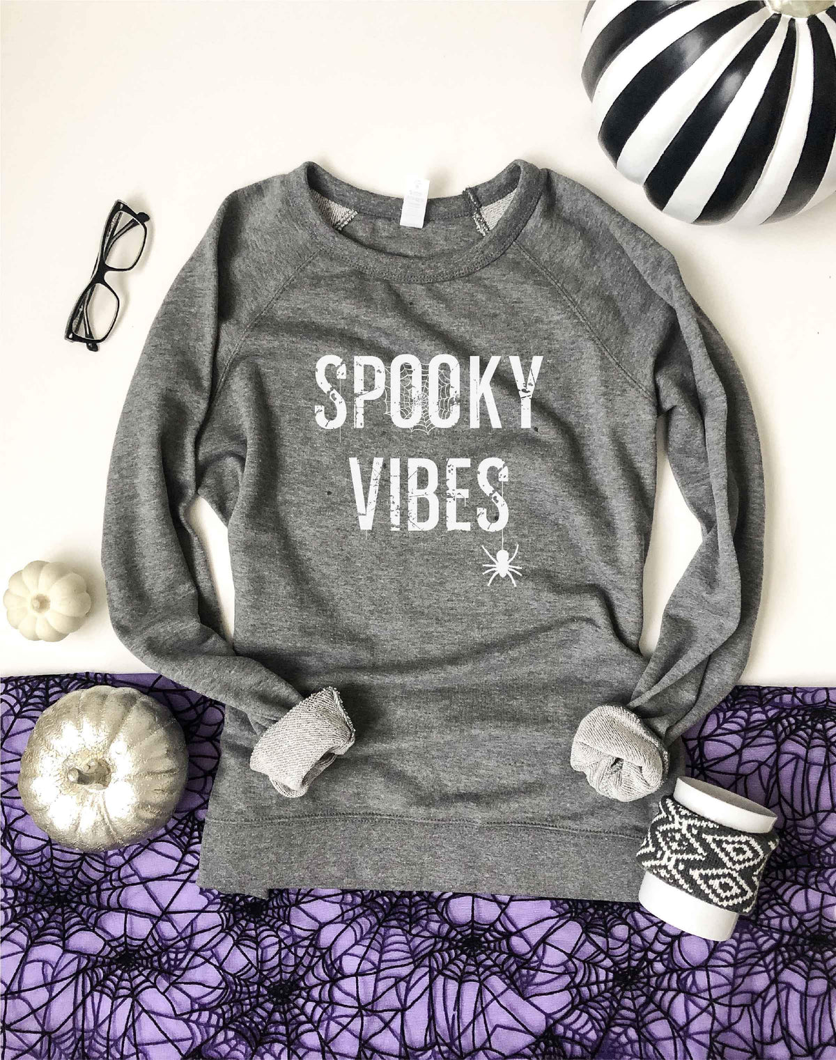 Spooky vibes french terry raglan Halloween French Terry raglan Lane seven French Terry raglan XS Heather grey 
