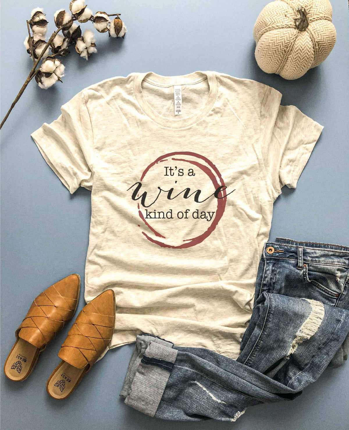 Wine kind of day tee Short sleeve fall tee Bella Canvas 3001 heather mauve XS Oatmeal 